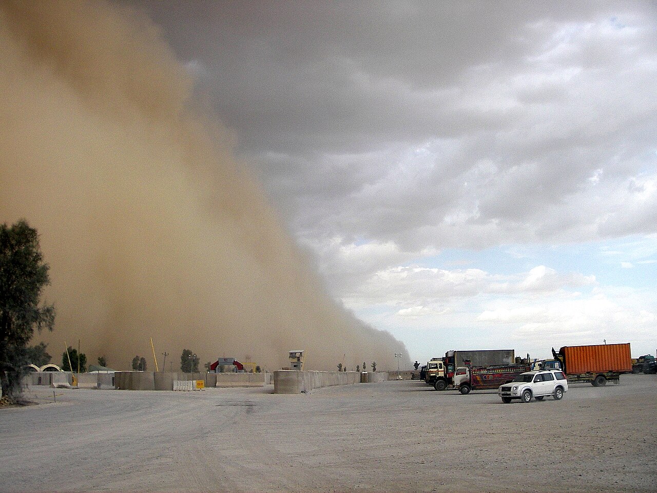 Dust storm